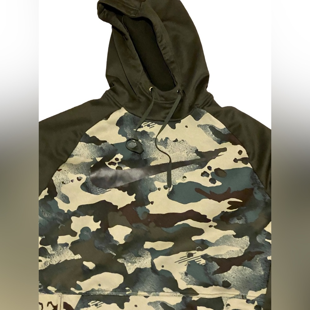 Nike Mens Pullover Camo Dri-fit hoodie